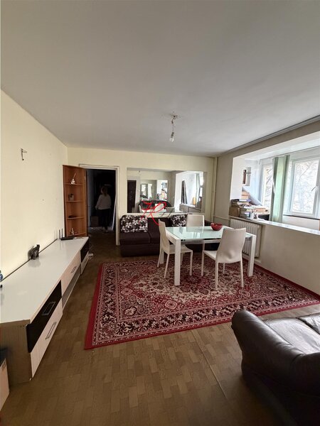 Obor, Masina de Paine, vanzare apartament 3 camere.